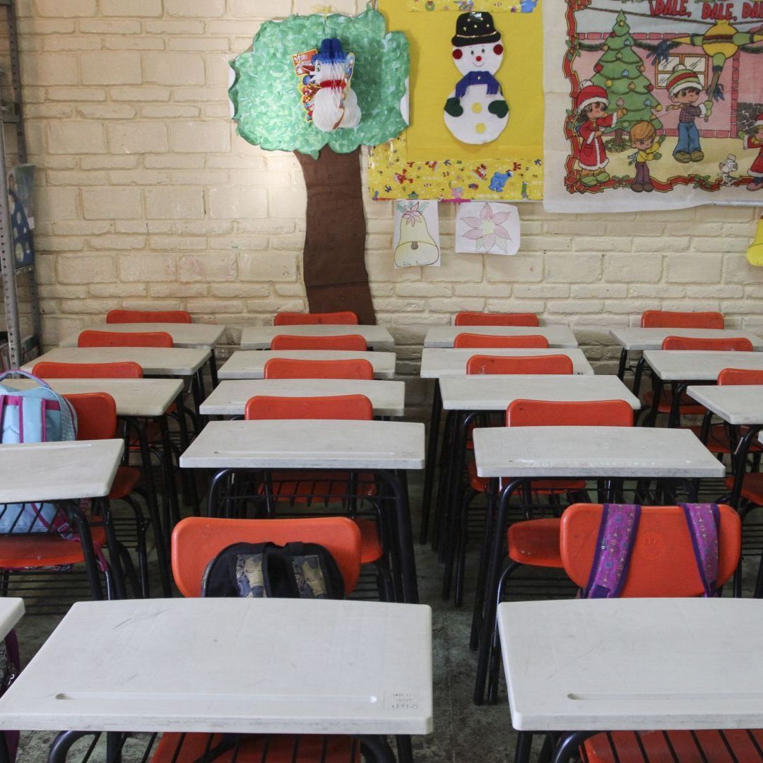 Salón de Clases Vacío. Qué Días de Junio 2026 No hay Clases en CDMX